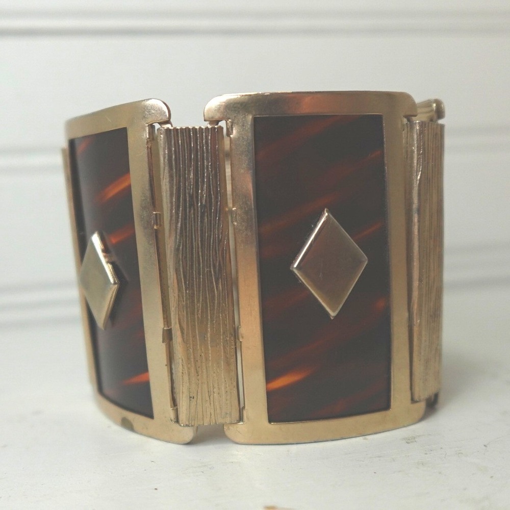 Vintage Leru Inc. Bracelet Chunky Gold Tone Tortoise Shell Topaz Leopard Jewelry